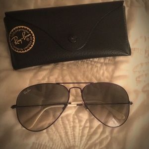 Ray-Ban Aviators + Ray-Ban case